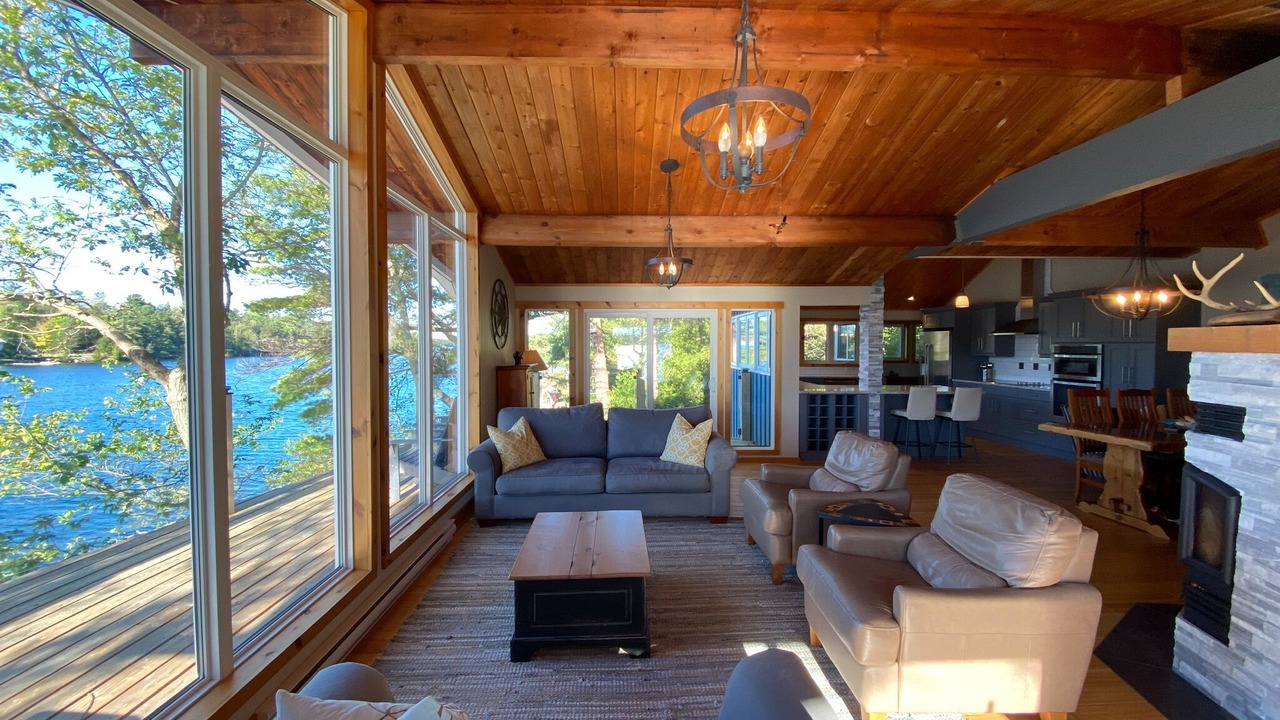 Photo of Livingroom in Georgian Bay
