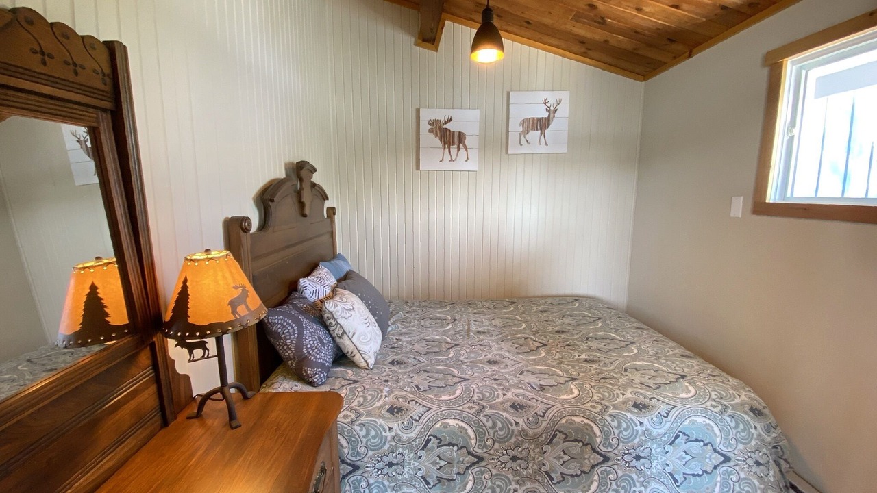 Photo of Bedroom in Georgian Bay