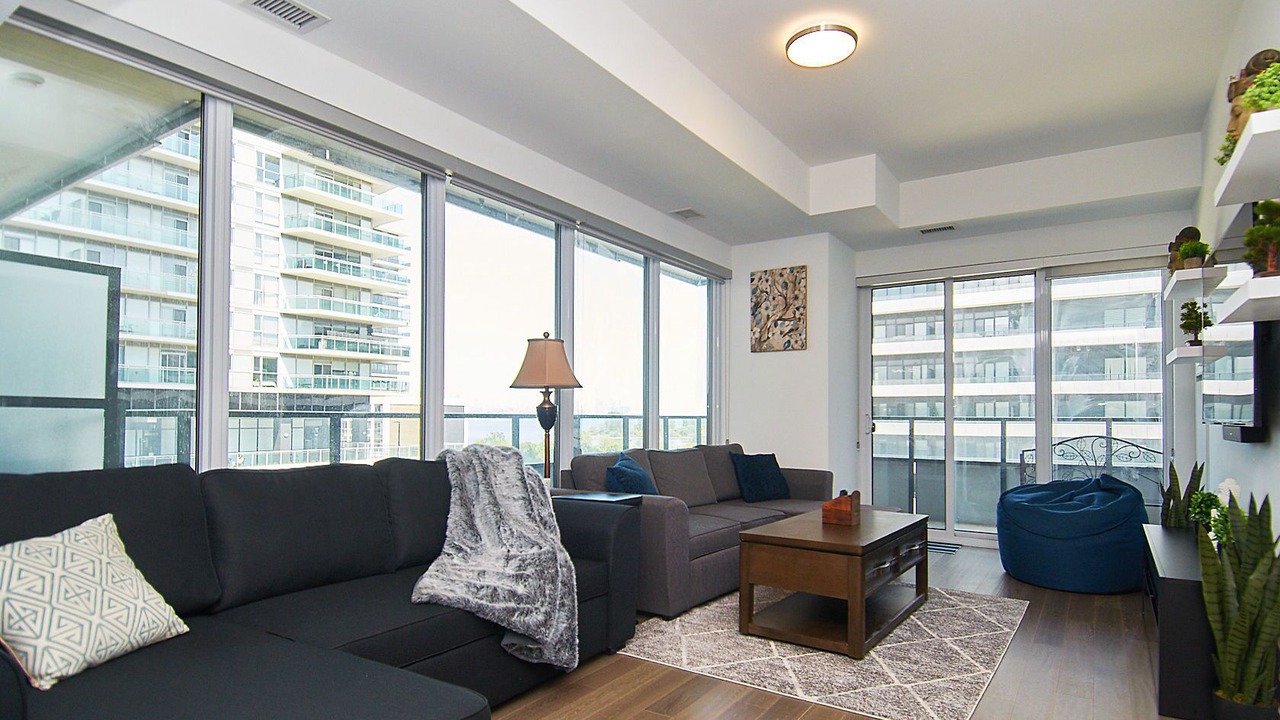 Photo of Livingroom in Humber Bay
