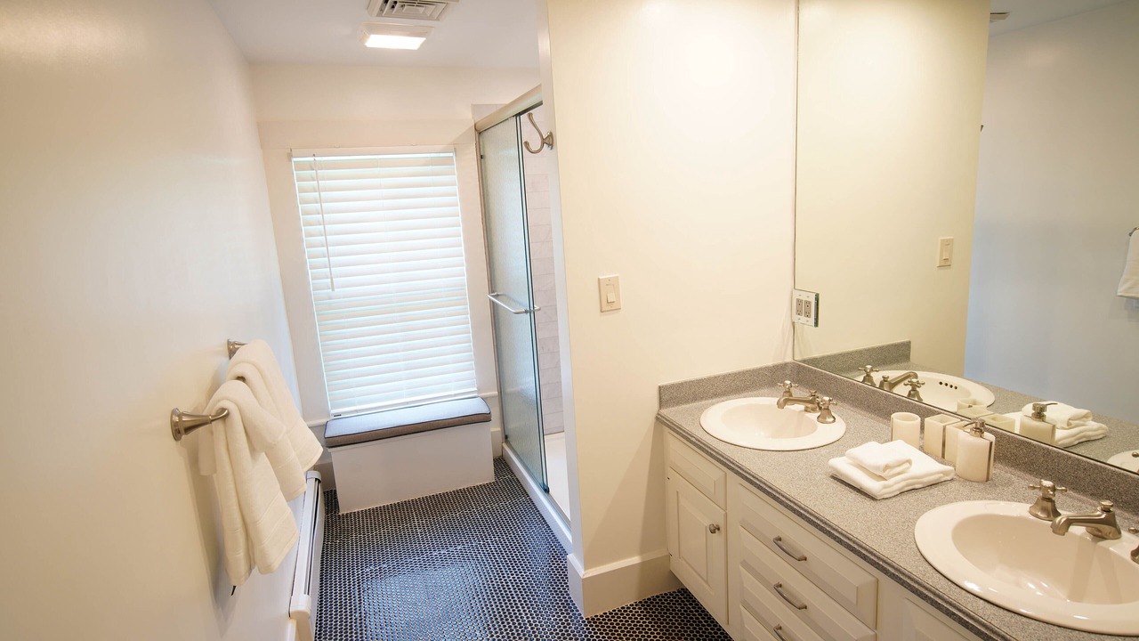Photo of Bathroom in State College