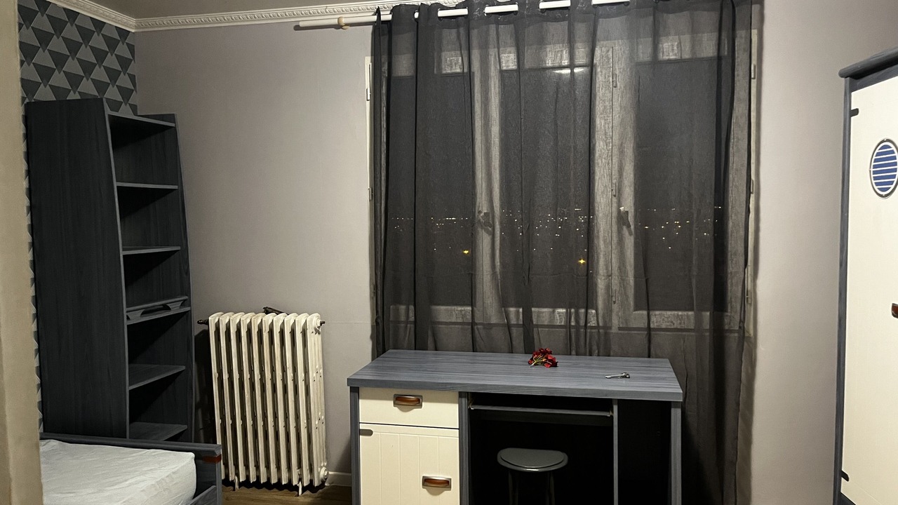 Photo of Bedroom in Abbesses
