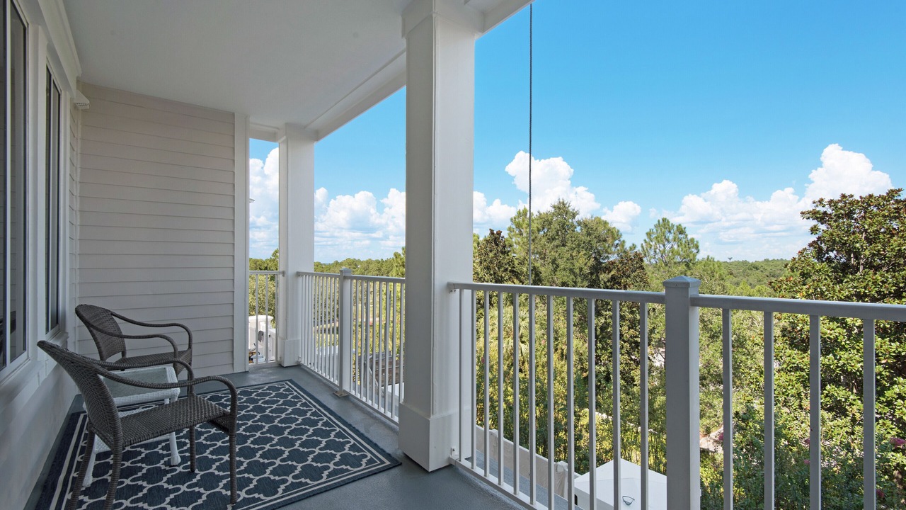 Photo of Patio Balcony in Baytowne Wharf