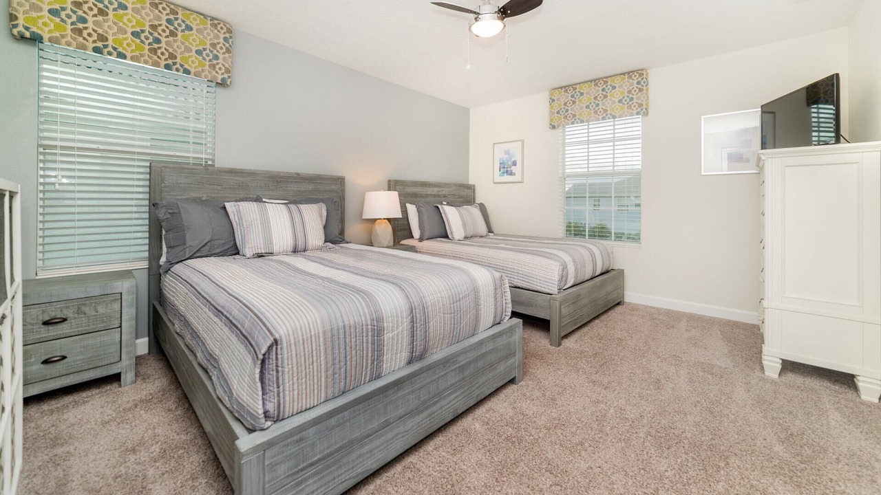 Photo of Bedroom in Bay Lake