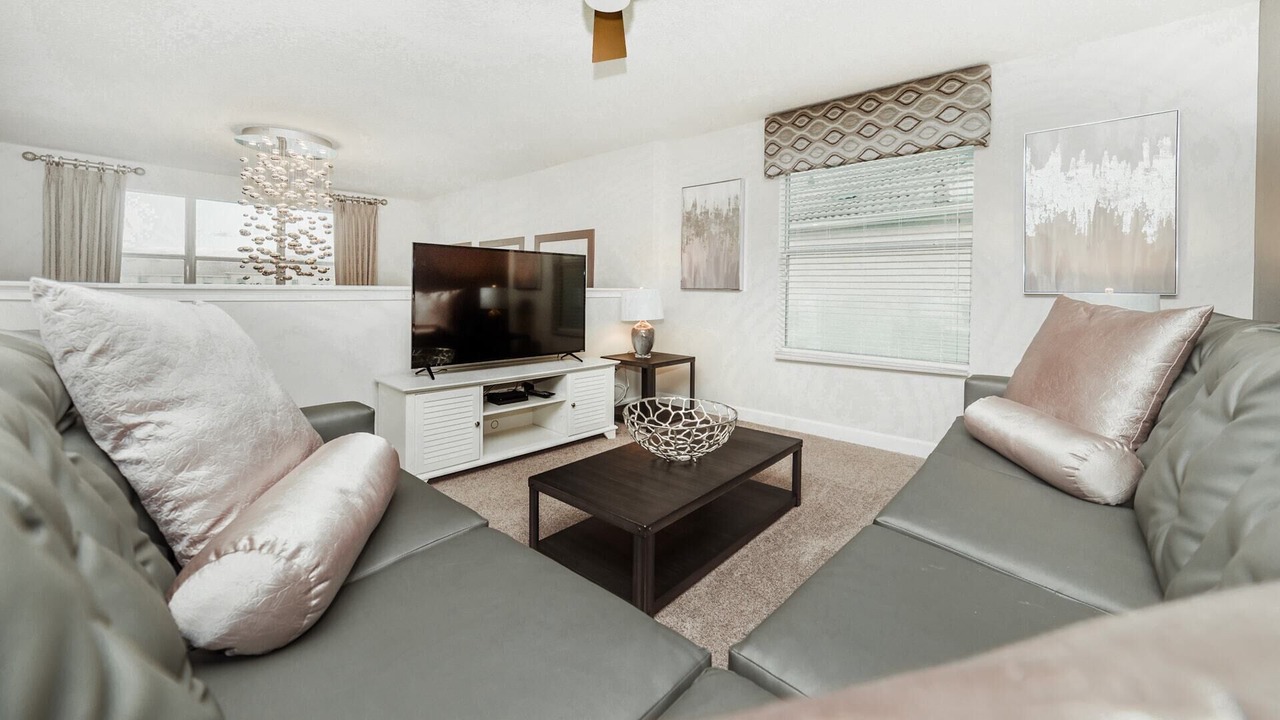 Photo of Livingroom in Bay Lake