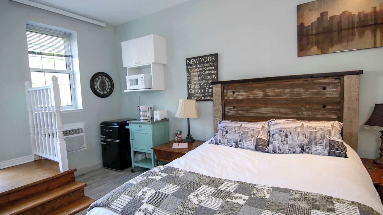 Photo of Bedroom in Bracebridge