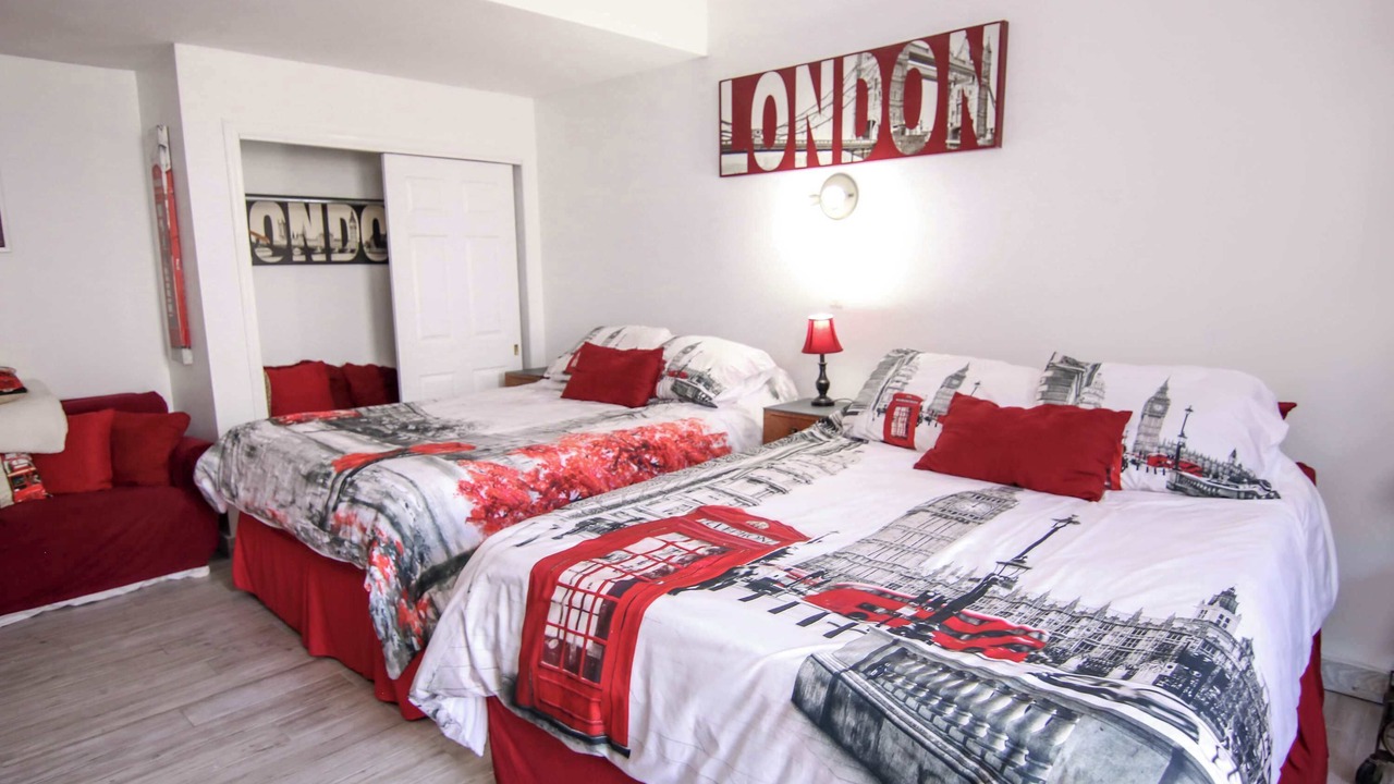 Photo of Bedroom in Bracebridge