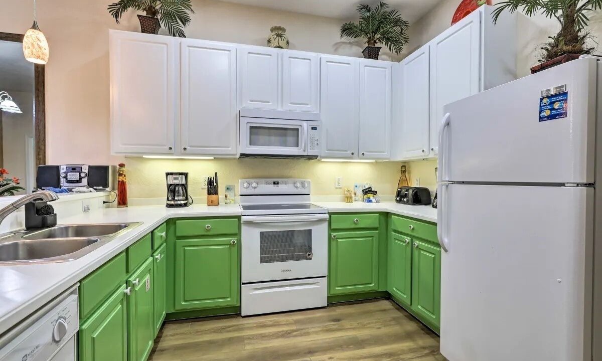 Photo of Kitchen in Bahama Bay