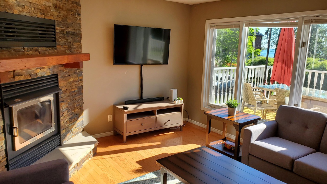 Photo of Livingroom in Alcona