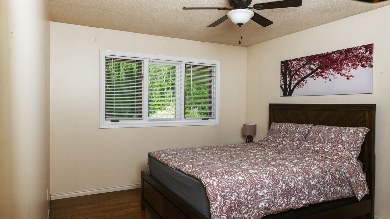 Photo of Bedroom in Alcona