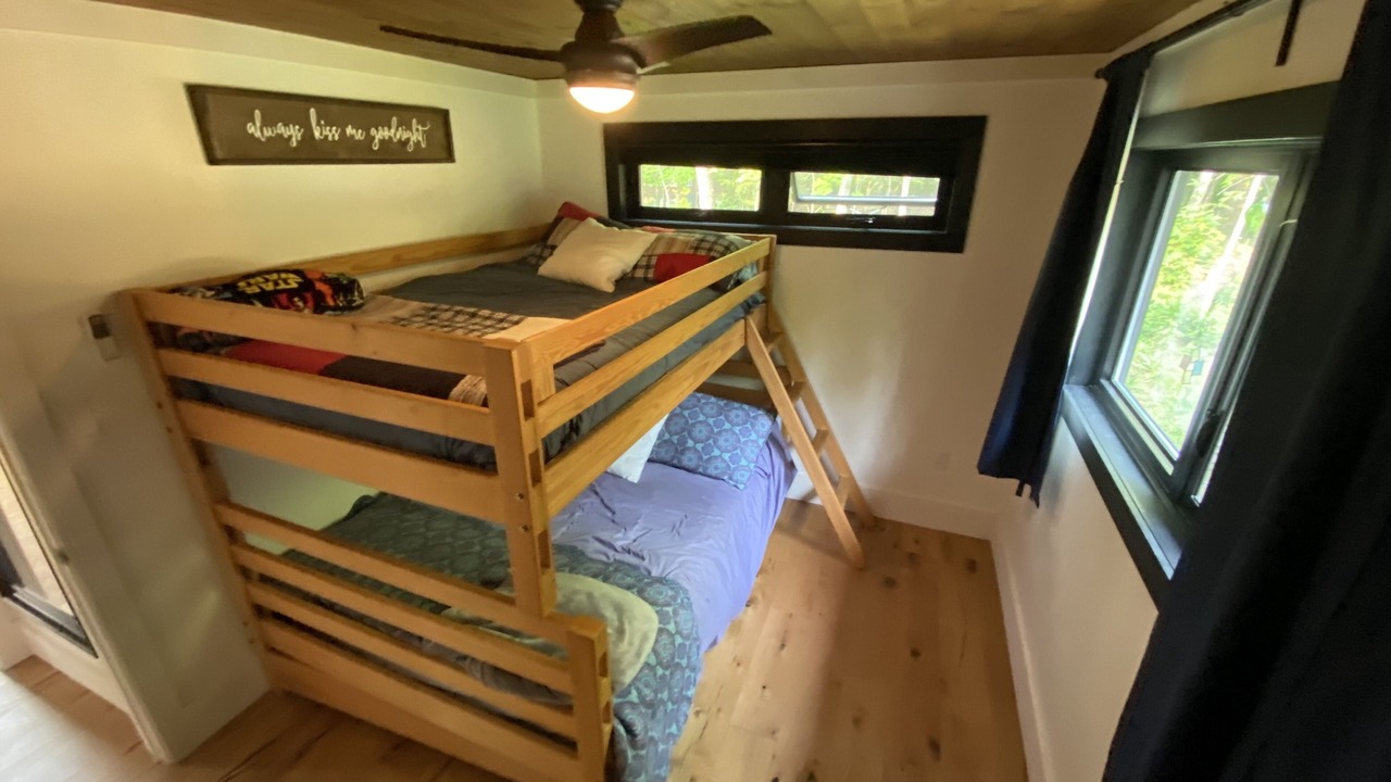 Photo of Bedroom in Rosseau