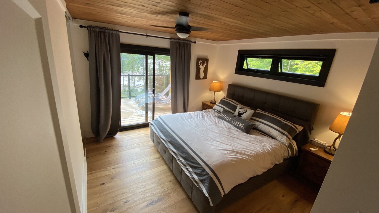 Photo of Bedroom in Rosseau