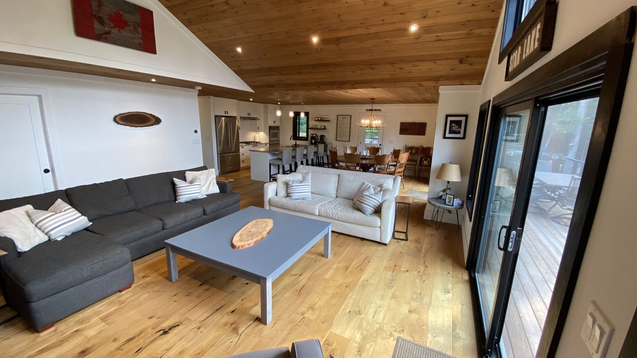 Photo of Livingroom in Rosseau