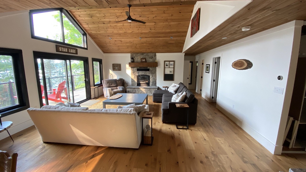 Photo of Livingroom in Rosseau