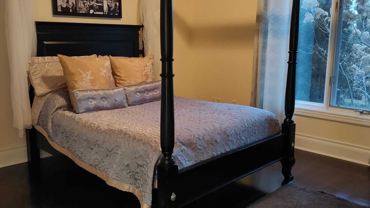 Photo of Bedroom in Durham Region