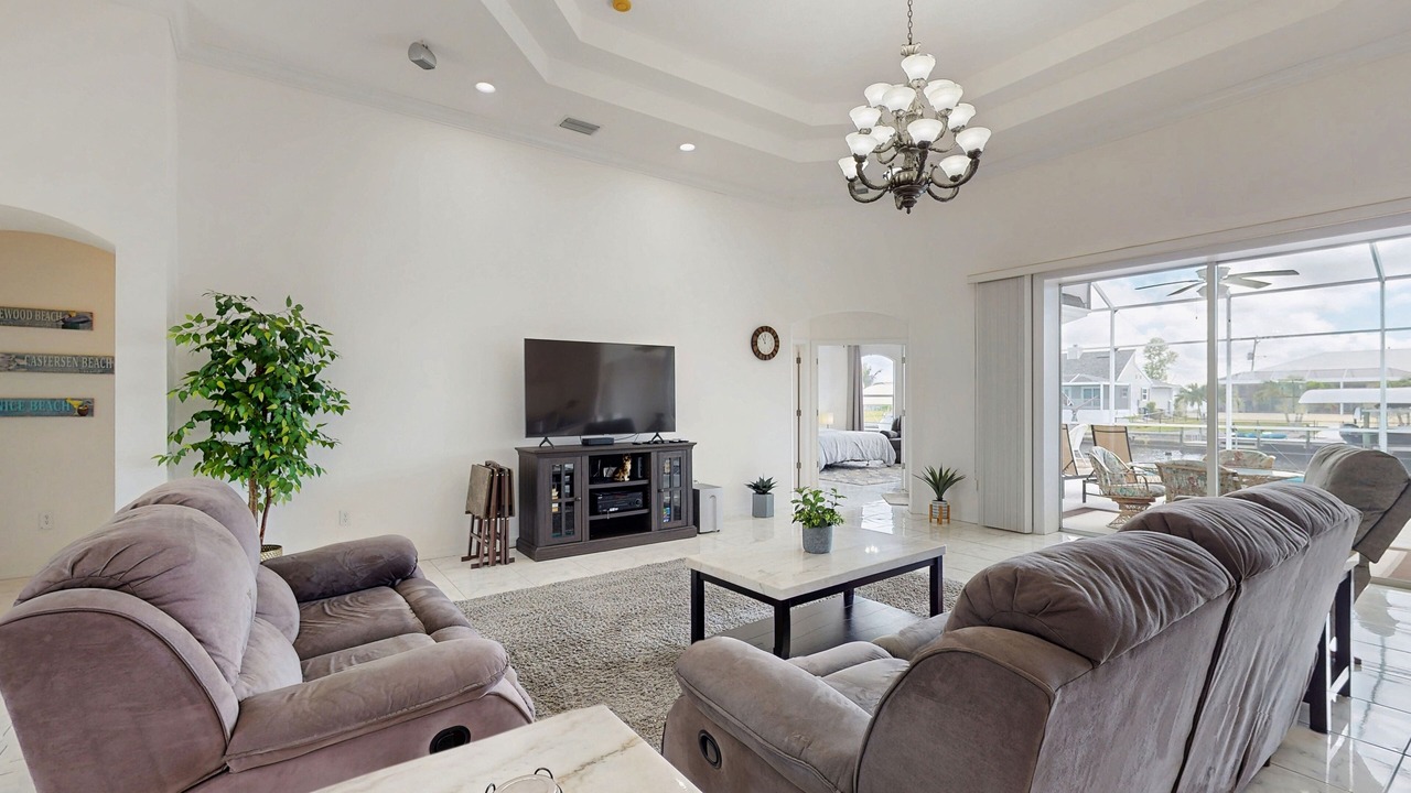 Photo of Livingroom in Gulf Cove