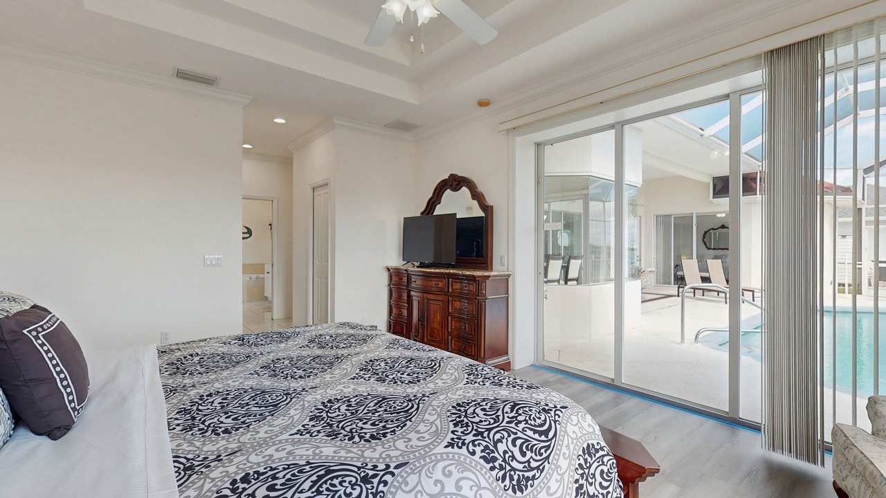 Photo of Bedroom in Gulf Cove