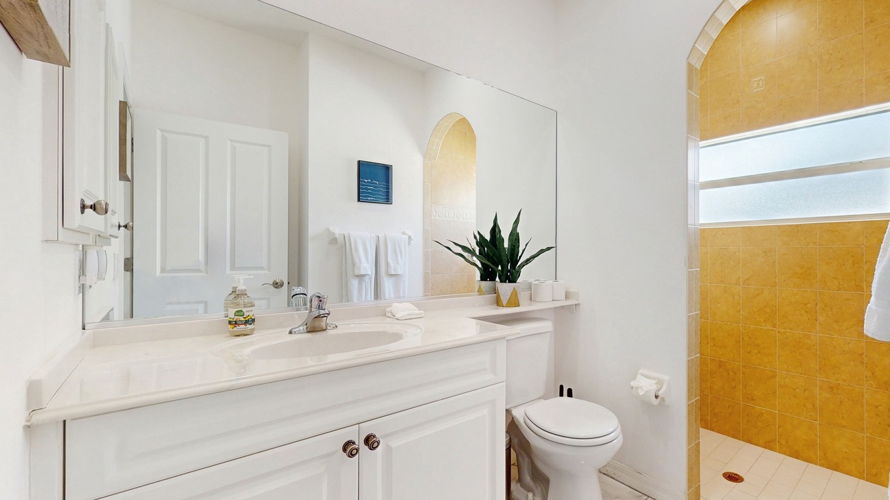 Photo of Bathroom in Gulf Cove