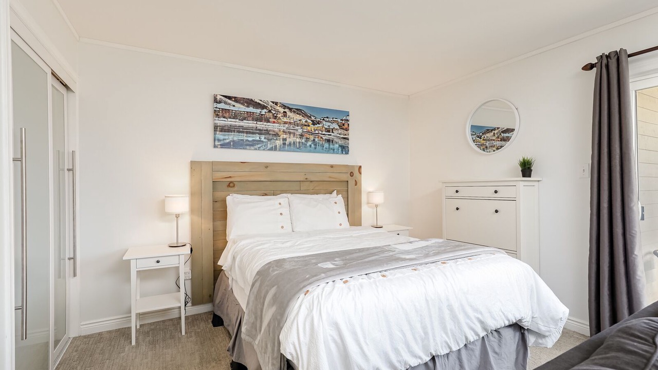 Photo of Bedroom in Craigleith