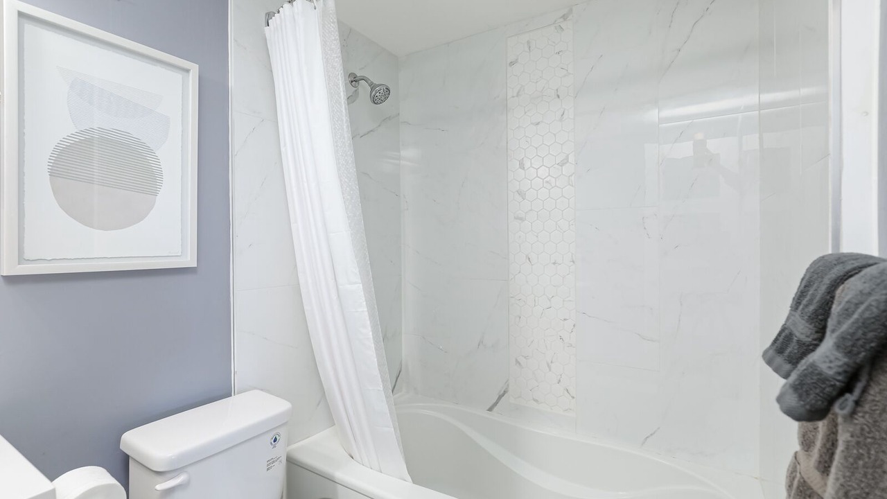 Photo of Bathroom in Craigleith