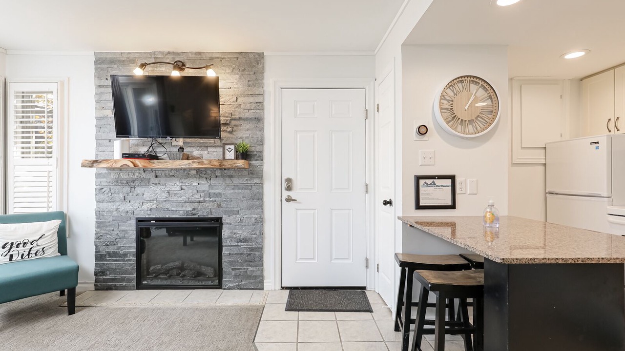 Photo of Livingroom in Craigleith