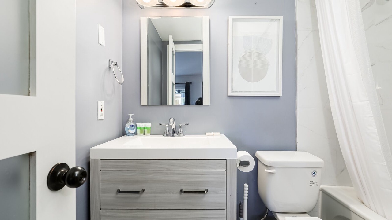 Photo of Bathroom in Craigleith