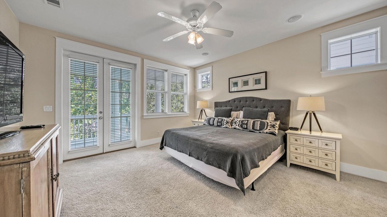 Photo of Bedroom in Laurel Grove