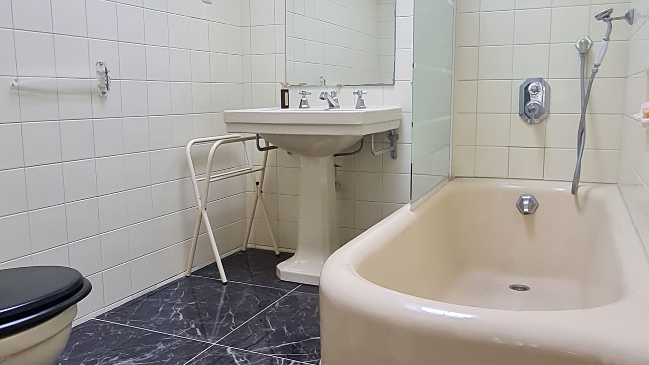 Photo of Bathroom in Le Perreux-sur-Marne