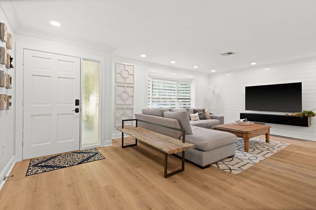Photo of Livingroom in Sarasota Springs