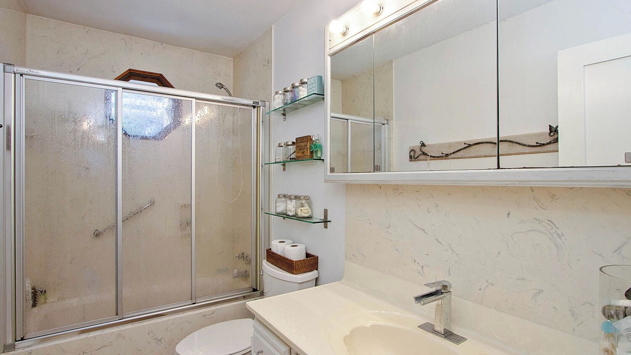 Photo of Bathroom in Bluewater