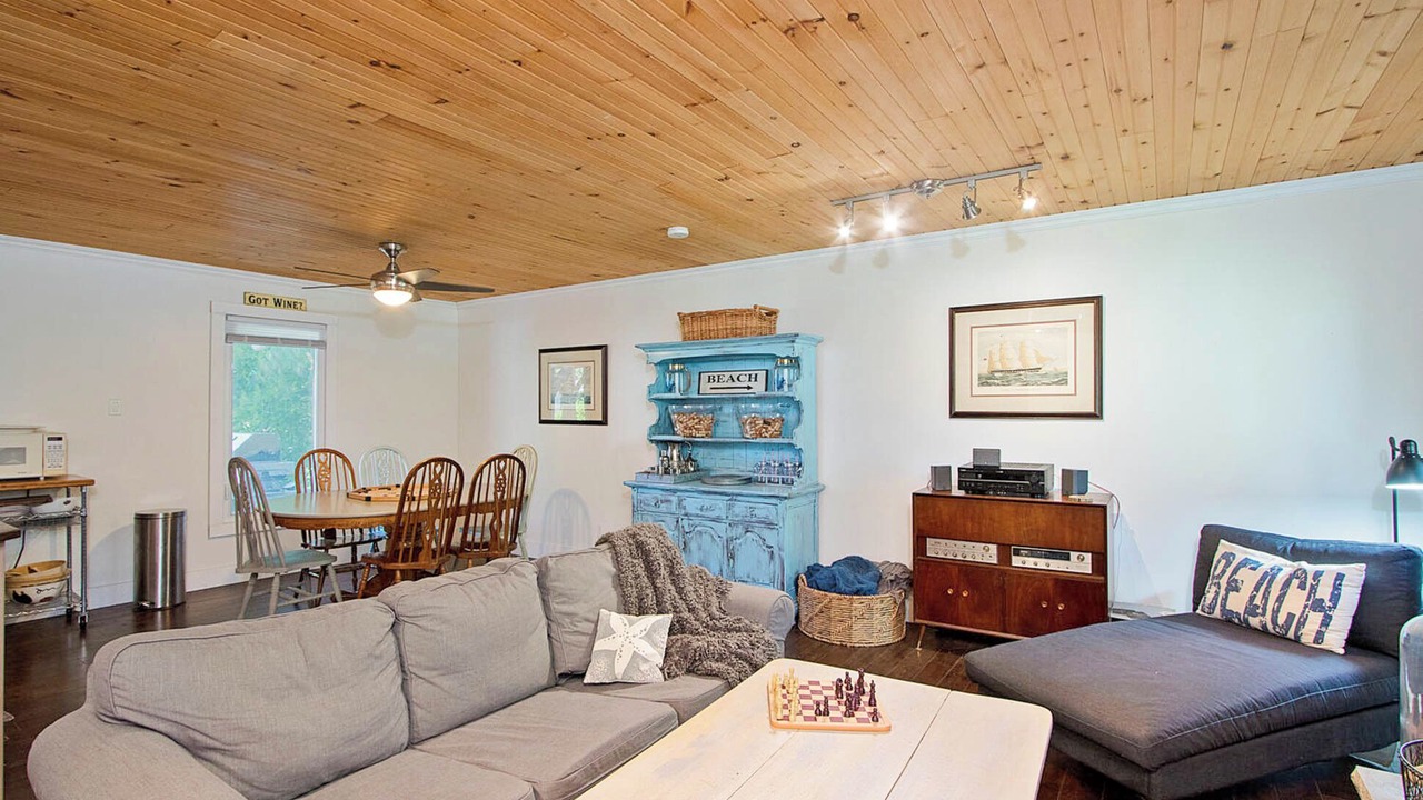 Photo of Livingroom in Bluewater