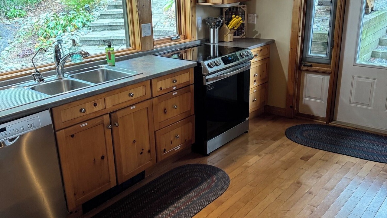 Photo of Kitchen in Greater Napanee