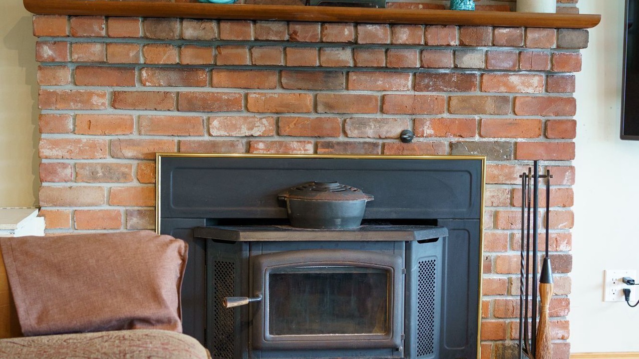 Photo of Livingroom in Greater Napanee
