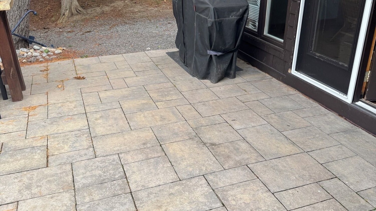 Photo of Patio Balcony in Greater Napanee