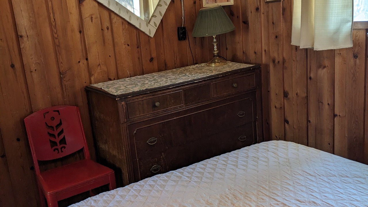 Photo of Bedroom in Sauble Beach