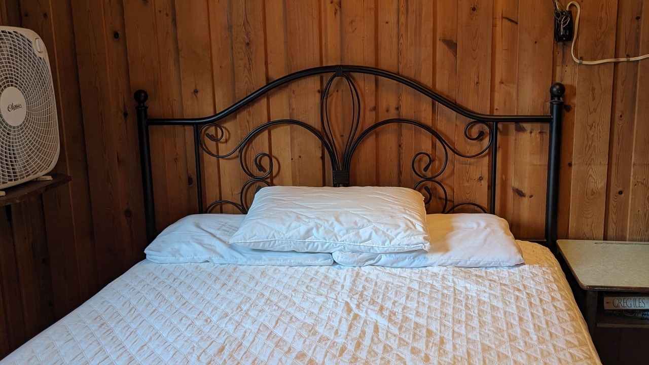 Photo of Bedroom in Sauble Beach