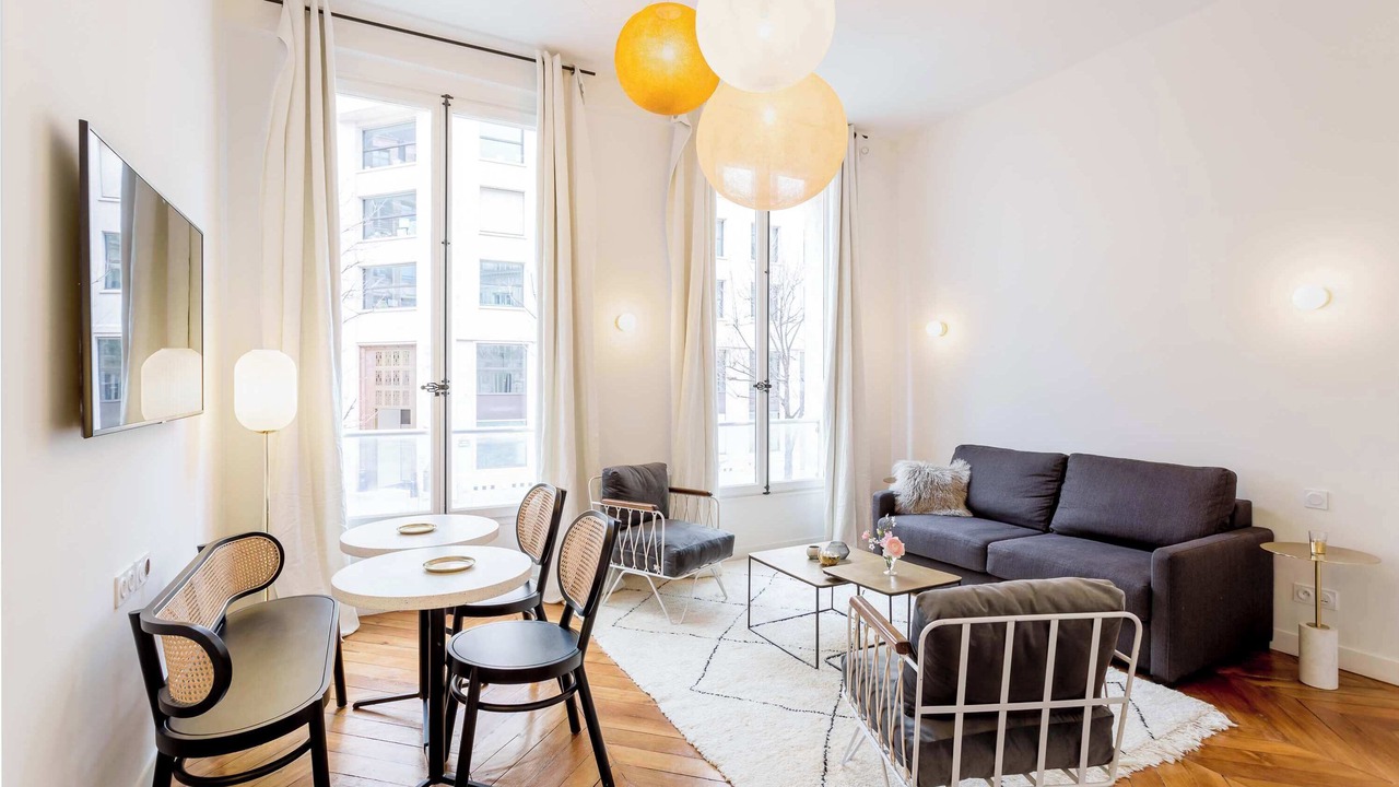 Photo of Livingroom in 2nd Arrondissement