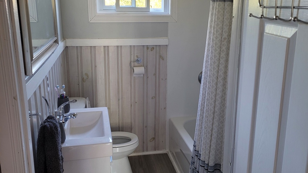 Photo of Bathroom in Northern Bruce Peninsula