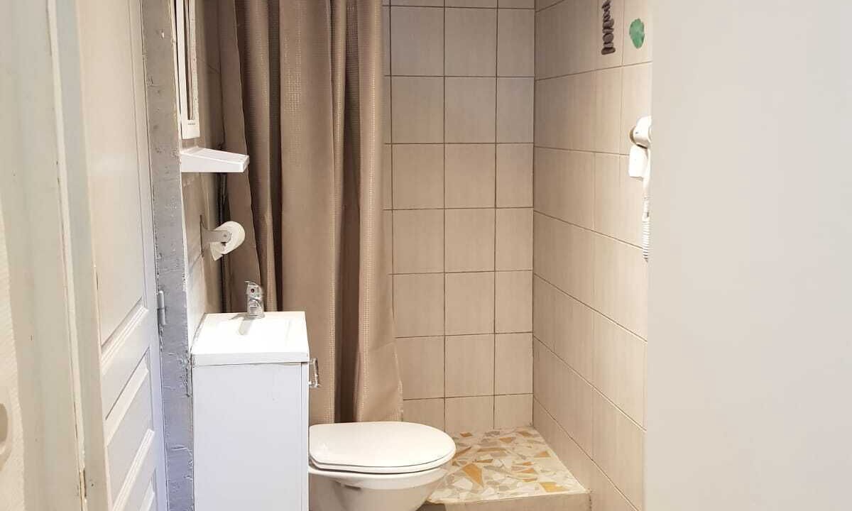 Photo of Bathroom in Torcy