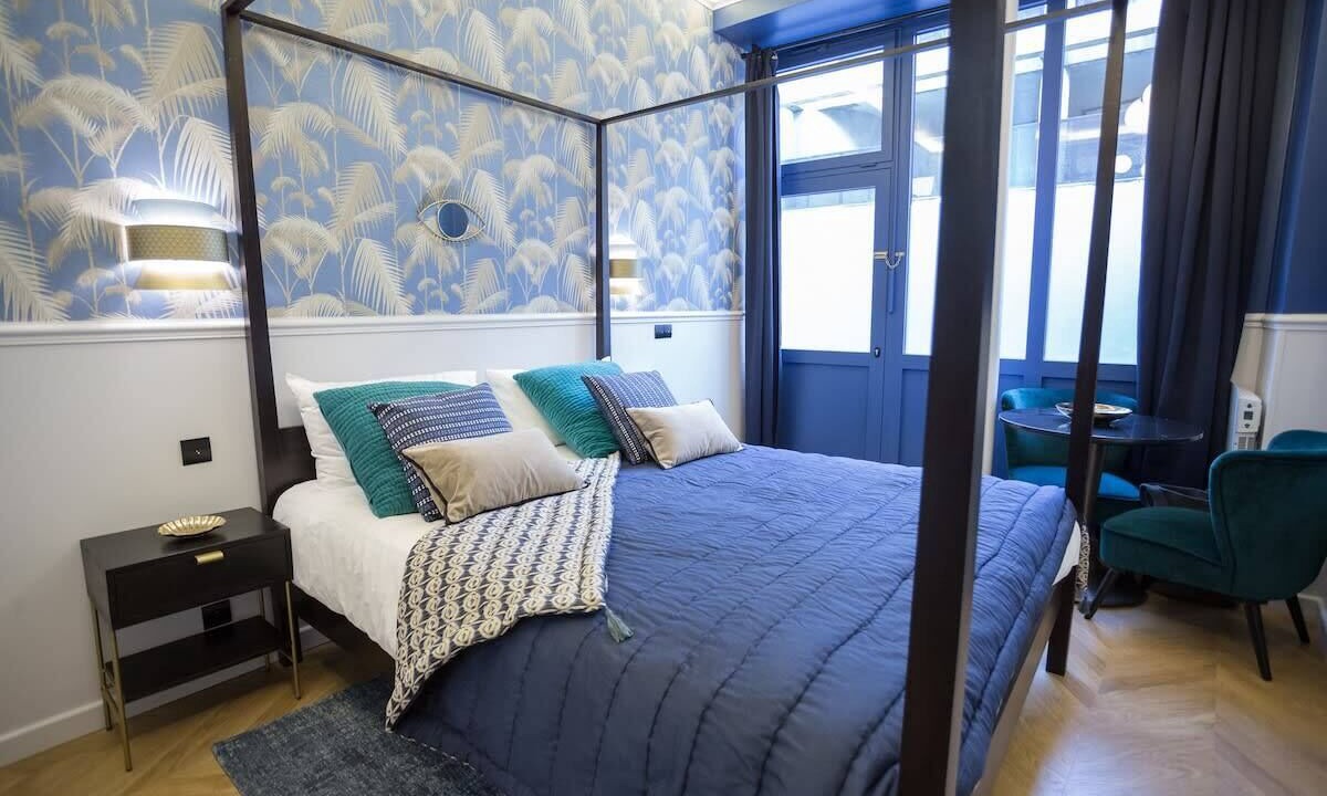 Photo of Bedroom in Quartier de l'Ecole-Militaire