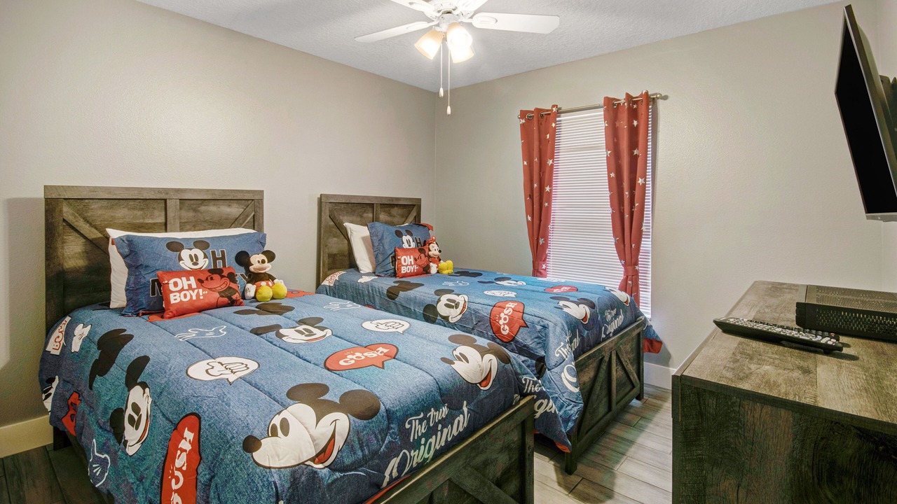 Photo of Bedroom in Lake Wilson Preserve