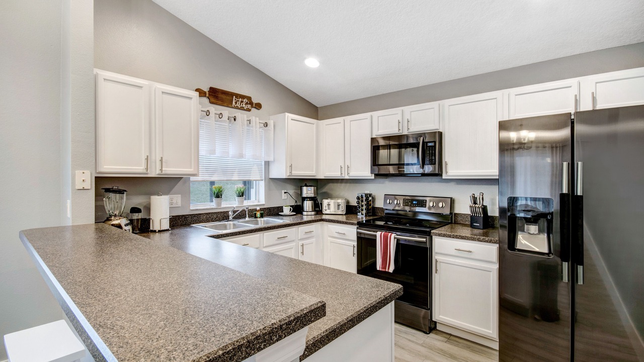 Photo of Kitchen in Lake Wilson Preserve