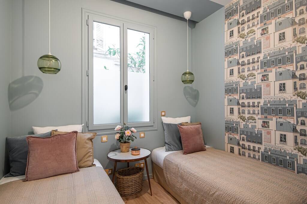 Photo of Bedroom in 15th Arrondissement