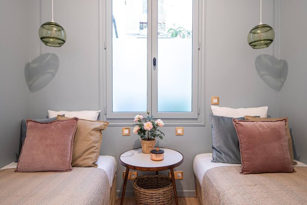 Photo of Bedroom in 15th Arrondissement