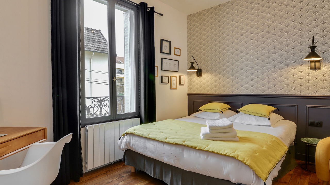 Photo of Bedroom in La Garenne-Colombes