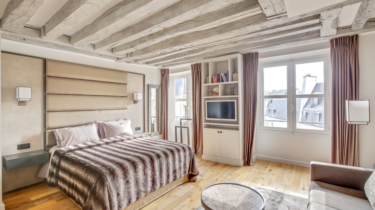 Photo of Bedroom in 2nd Arrondissement