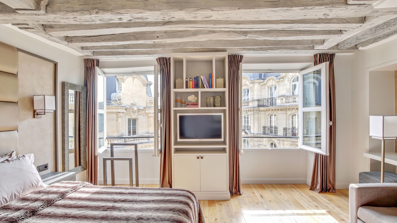 Photo of Bedroom in 2nd Arrondissement