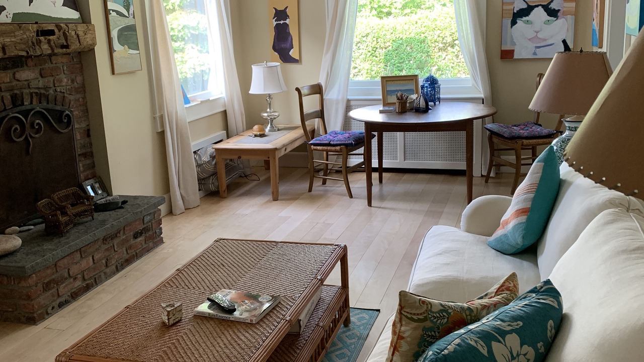 Photo of Livingroom in Lewisboro