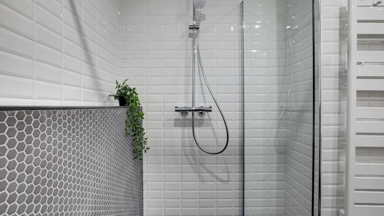 Photo of Bathroom in Quartier du Faubourg-Montmartre