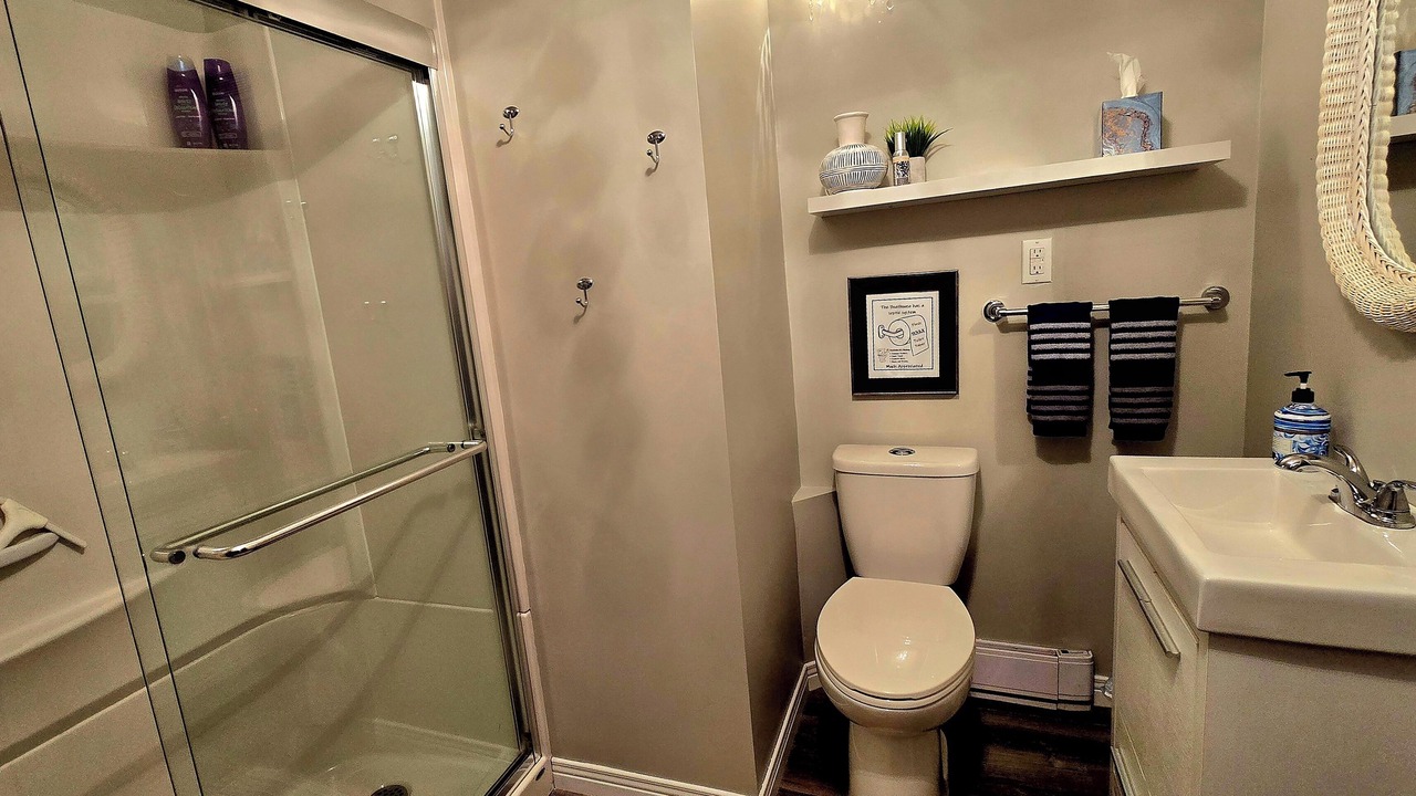 Photo of Bathroom in Greater Napanee
