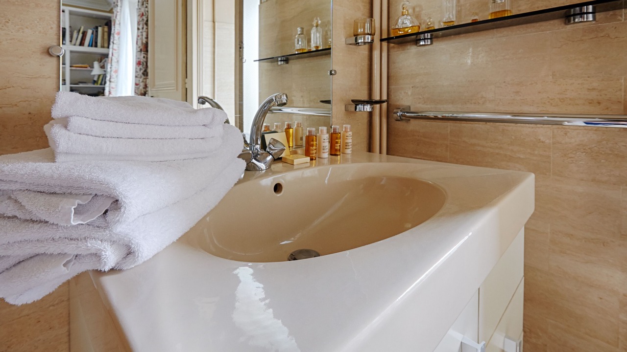 Photo of Bathroom in Neuilly-sur-Seine